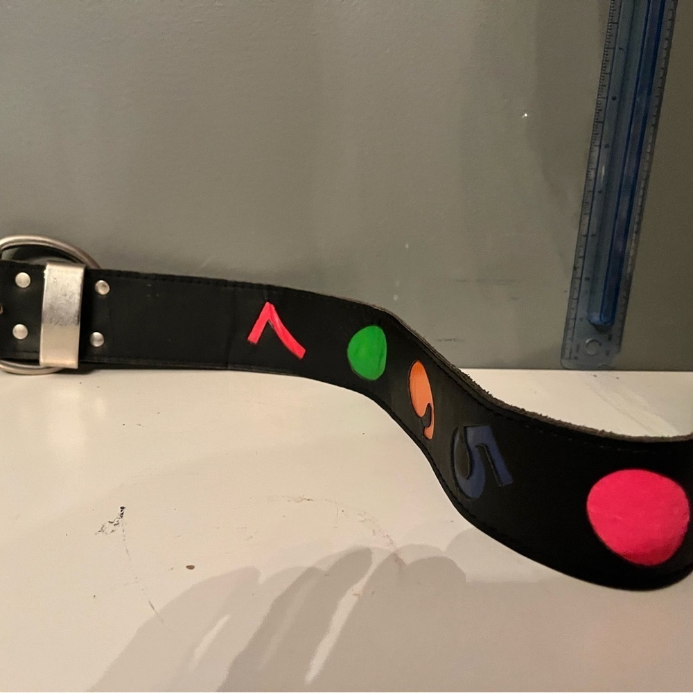 ATTAQUE VINTAGE 80'S NEON/BLACK Numbers LEATHER BELT MADE IN AUSTRALIA, SIZE M